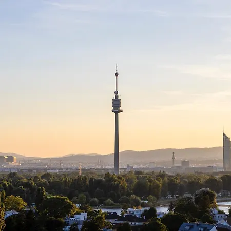Citadines Danube Vienna